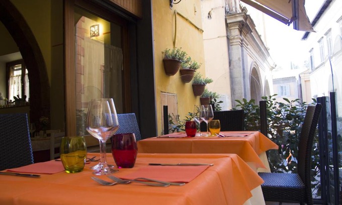 Acquapendente House | IL Borgo Ristorante Pizzeria Camere