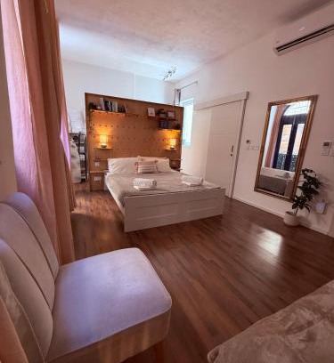 Cospicua House | Il-Maxtura - Charming 17th Century House Of Character in the Historical Three Cities