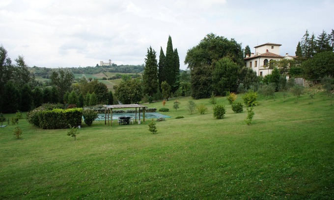 Ciliegi Villa | Il Nibbio, an ancient villa in the heart of Tuscany