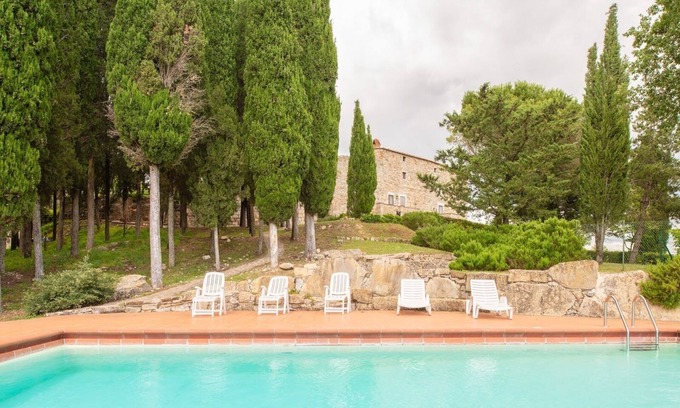 Gaiole in Chianti Villa | Il Nibbio In Gaiole in Chianti, Tuscany