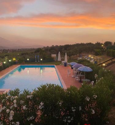 Citta Sant'Angelo House | Il Podere degli Asinelli