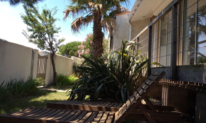 Saint-Trojan-les-Bains House | Ile d'Oleron house with garden near sea and shops