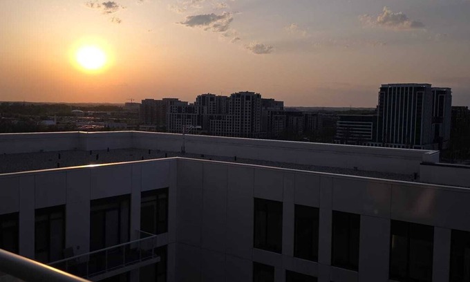 Markham Condo | In Heart of Markham Unionville, close to entertainment district.