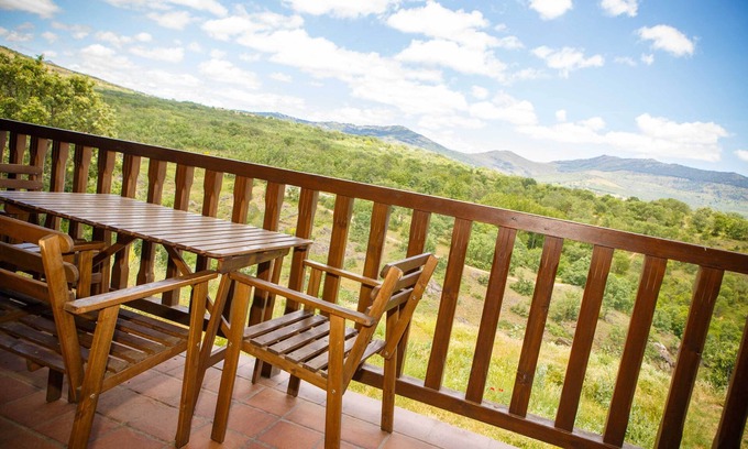 Horcajuelo de la Sierra Ski Chalet | In the house the Corco you can enjoy a terrace with barbecue and front yard