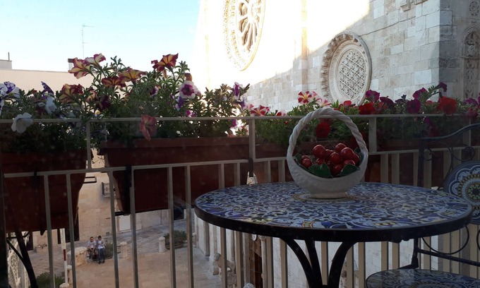 Conversano Bed & Breakfast | In the heart of Conversano with a splendid view of the Duomo - Il Nido delle Rondini