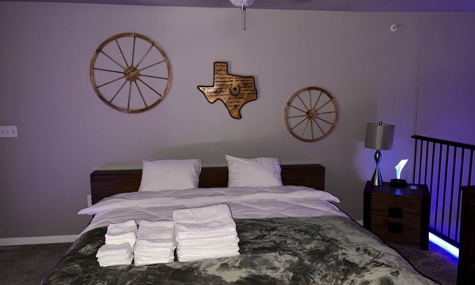 Las Colinas House | In the heart of Las Colinas next to the Ritz Carlton Golf Club.n