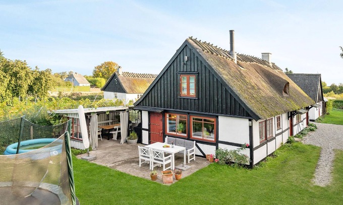 Tureby House | In the small station town of Tureby lies this cozy thatched house.