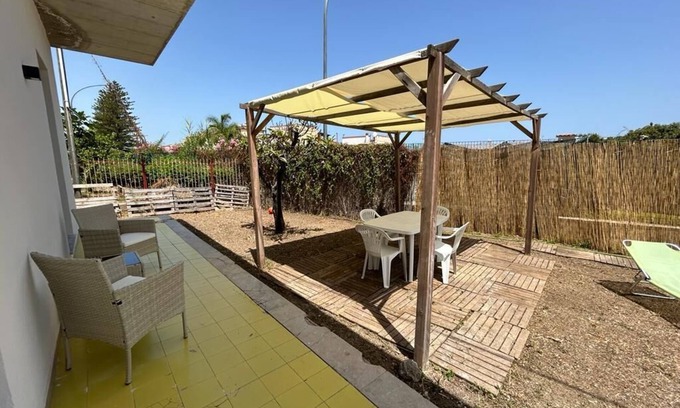 Trabia Villa | Independent villa just steps from the sea