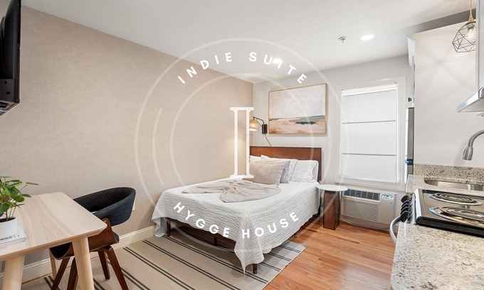 Newburyport Apartment | Indie Suite at The Hygge House