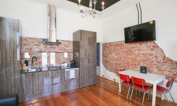 Mildura Central Business District Apartment | Indulge Apartments - The Urban Collection