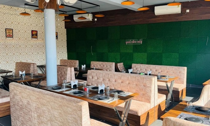 Giridih Resort | Indulge in Serenity at Hotel Ved Vatika - Reserve your blissful stay!