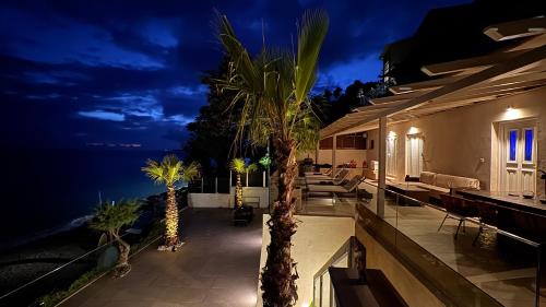 Lassi House | Infinity Beach House by KLV