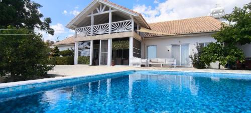 Nata Villa | Infinity view villa