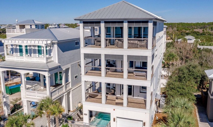 Inlet Beach House | Inlet Beach "Emerald Breeze"| 6 BR |Sleeps 16 |Private Pool |Elevator| VIEWS!