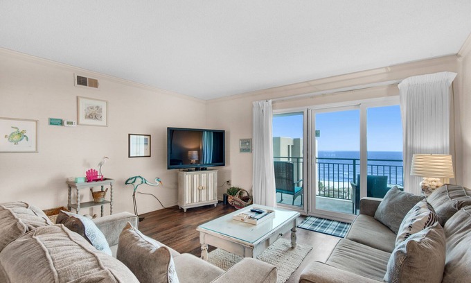 Fort Walton Beach Condo | 🌊Intracoastal Views~Gulf-Front Pool~Tennis Courts~2BR Emerald Isle 708