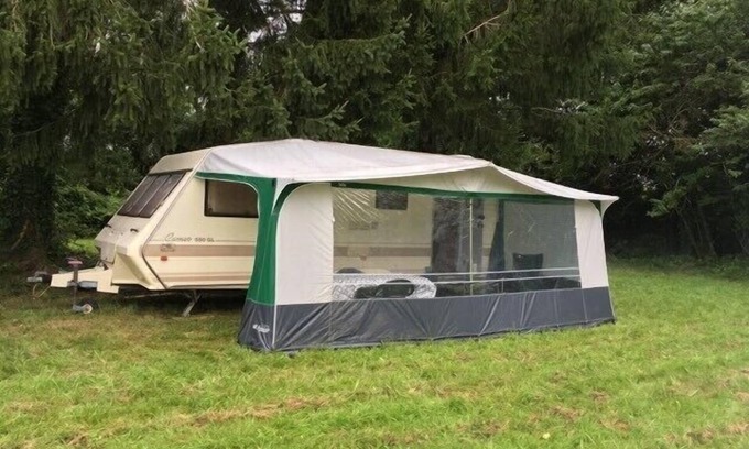Domfront en Poiraie Cabin | Inviting 2-Bed Cabin in Domfront En Poiraie
