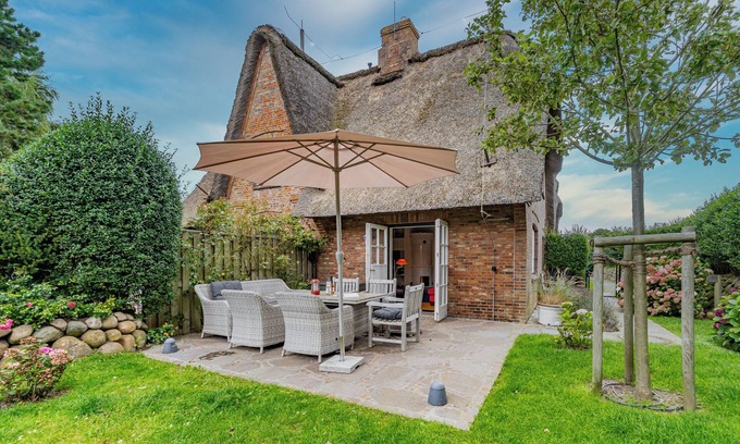 Keitum House | Inviting vacation home Daanshoog in a rural location on Sylt