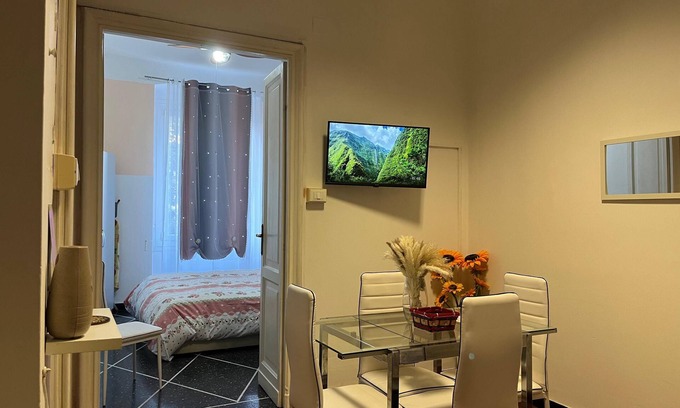San Fruttuoso Apartment | INVREA APARTMENT IN THE CENTER OF GENOA WITH CAR PLACE