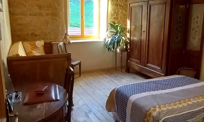 Presilly Cottage | Isolated cottage in the countryside in the Jura, calm, restful.