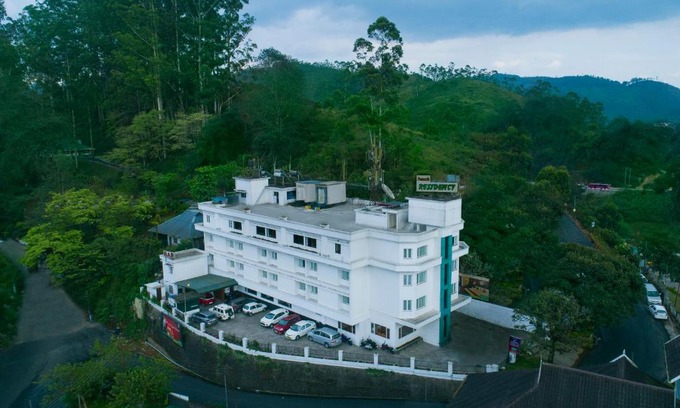 Munnar Hotel | Issacs Residency