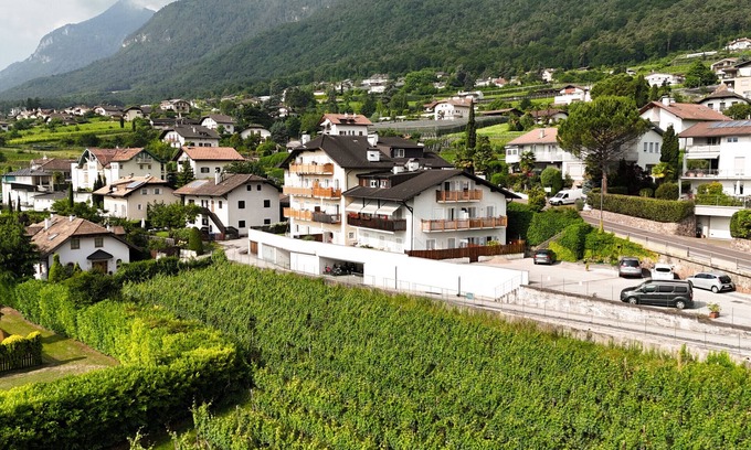 Caldaro Sulla Strada del Vino Apartment | 709A Apartment Schönblick