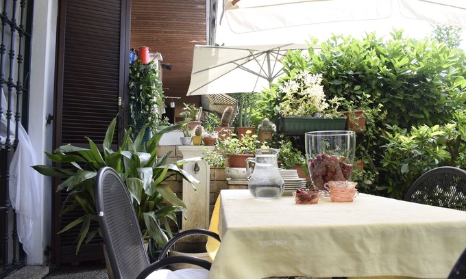 Villasanta House | Italian style cozy house, relax and large room few steps from Monza and Milan.