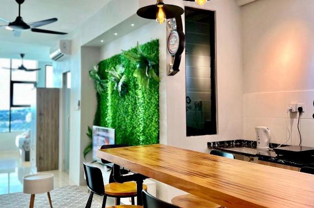 Penampang Apartment | ITCC Manhattan Suites Vinyl by Hush Inn