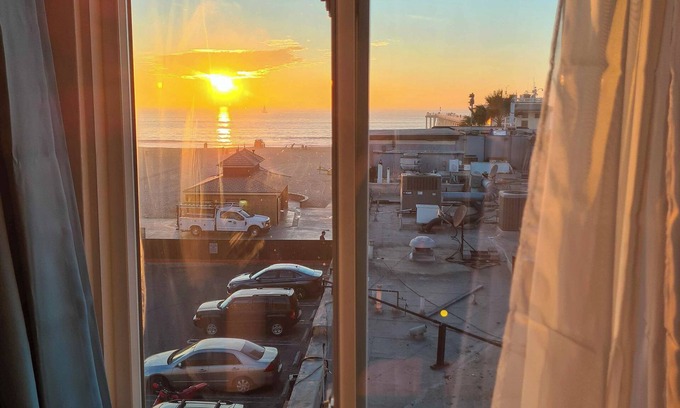 Hermosa Beach Hostel | ITH Hermosa Beach Surf Hostel LAX