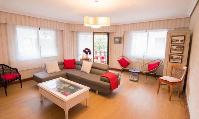 Zumaia Apartment | ITZURUN ETXEA