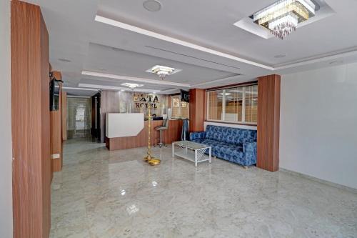 Airoli Hotel | Ivory Suites
