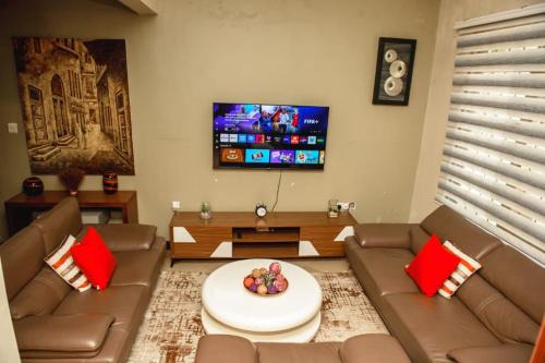 Mbezi Beach Apartment | Ivy cozy home