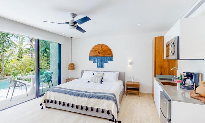 Tulum Hotel | Izzo B108 at Central Park Lagunas