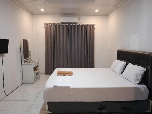 Cikakak Hotel | Jajapin Hotel putri Sari