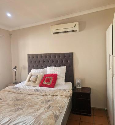 Villieria House | Jakaranda B&B