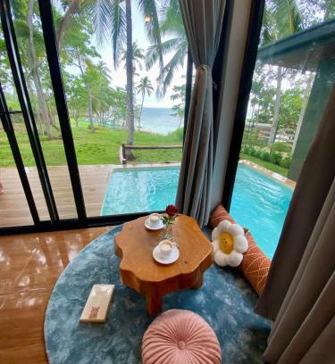 San Francisco Island Villa | Jako Doma Beachfront Cabana