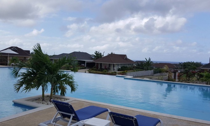 St. Ann's Bay Apartment | Jamaica Escape 2 Bedroom Modern Apt. near beaches attractions & restaurants