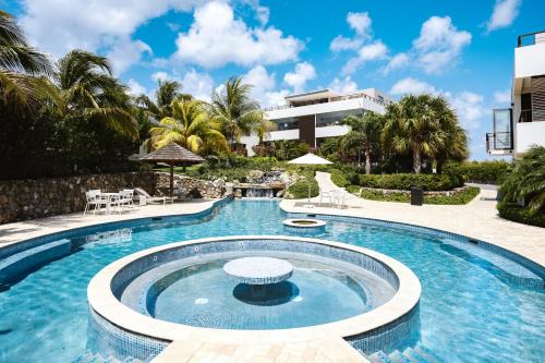 Willemstad Apartment | Jan Sofat LUX - 2 swimming pools - 2 bedroom Apartment Mariposa