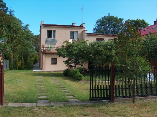 Jantar House | Jantar Wynajem Pokoi i Domków