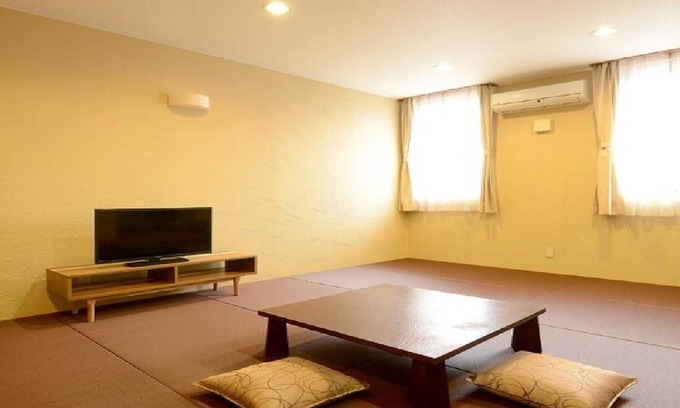 Tobe-cho Hotel | Japanese room with bedrock bath color bath hot s/Iyo-gun Ehime