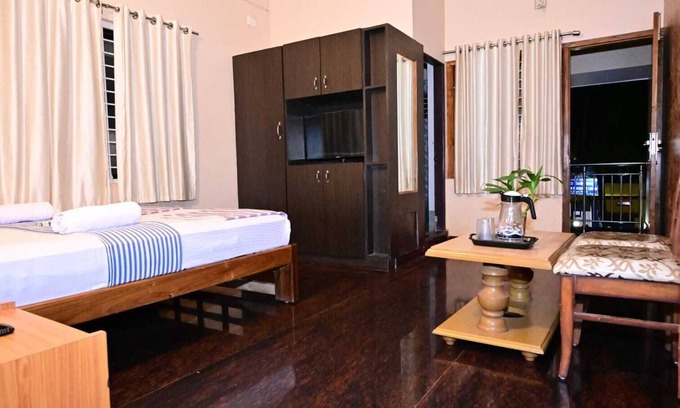 Murudeshwara Hotel | JAYA PARADISE Murdeswar