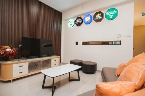 Ulu Tiram Apartment | JB Tebrau 16 Pax Aeon Toppen Ikea-Free WI-FI