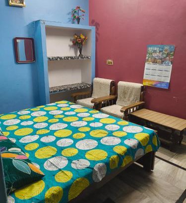 Naini House | JBP HomeStayz