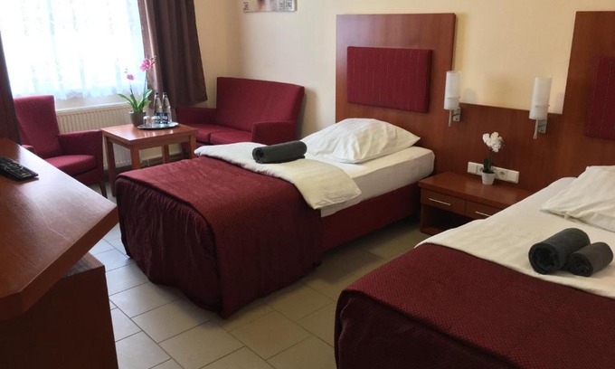 Misburg House | Jelinski Beherbergungsstätten Hannover