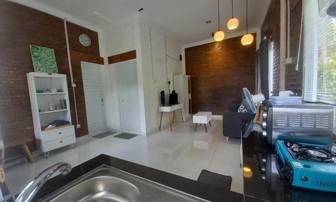 Pakem House | JHL Panggeran