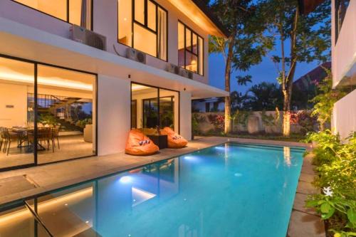 Babakan Villa | Jiwatrisna 6 BR Private Pool Villa ZN143