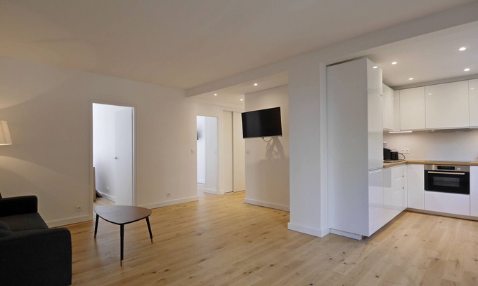 Bercy Apartment | JO de Paris - Place de la Nation