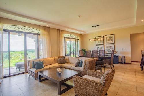 Playa Conchal House | Jobo 1 Luxury Apartment - Reserva Conchal