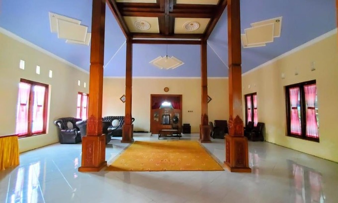 Borobudur House | JOGLO DHEPIS HOMESTAY & RESTO