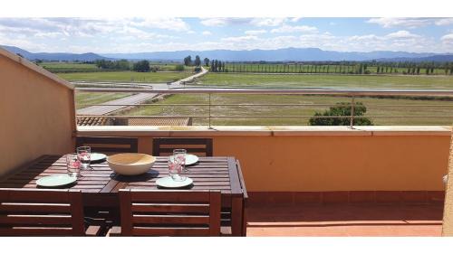 Sant Jaume d'Enveja Apartment | Joiebre