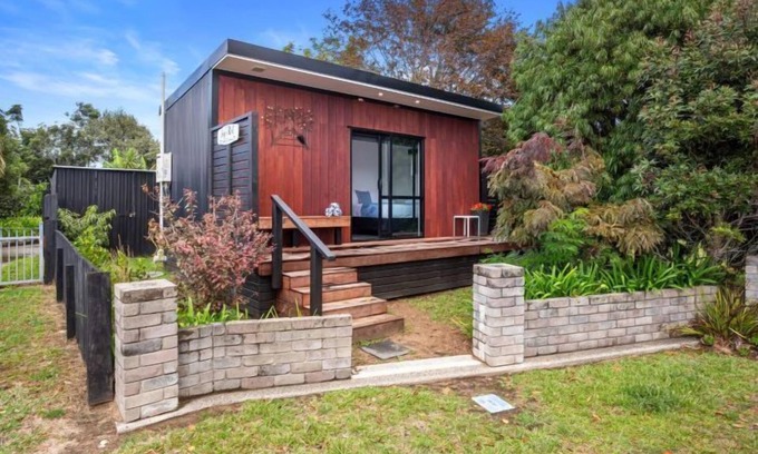 Whangamata House | Joy's Rest Cabin